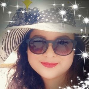 Meet your Posher, Karina